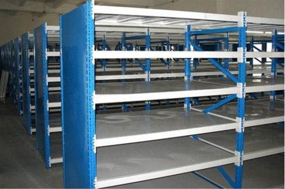 Servizio OEM di magazzino di acciaio con scaffalatura e travi verticali