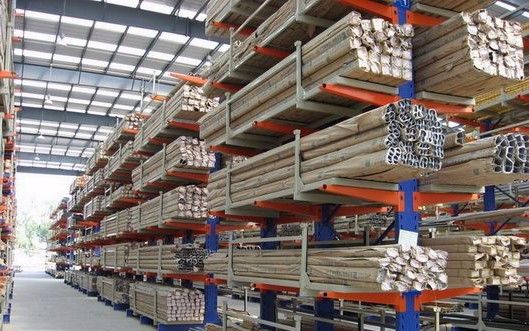 Acciaio Q235 Armi regolabili per scaffalature a cantilever per magazzini industriali