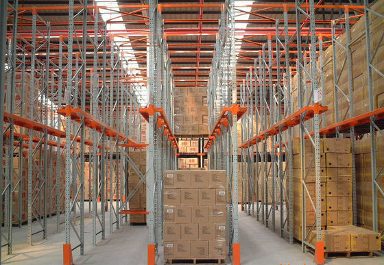 Disponibile su scaffalature di stoccaggio in acciaio industriale con vernice in polvere