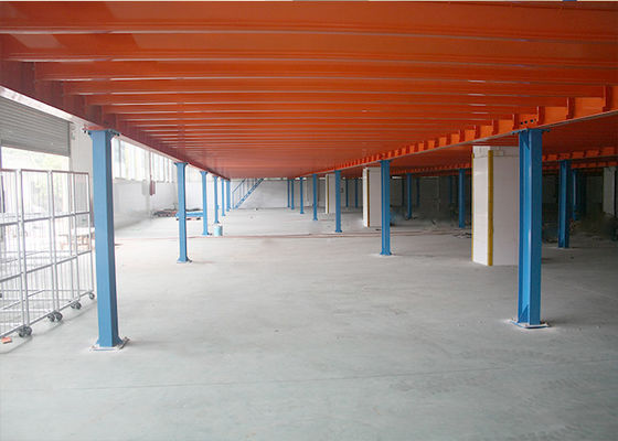 Sistemi di mezzanine industriali a piattaforma resistenti