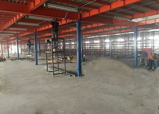 Sistemi di mezzanine industriali a piattaforma resistenti