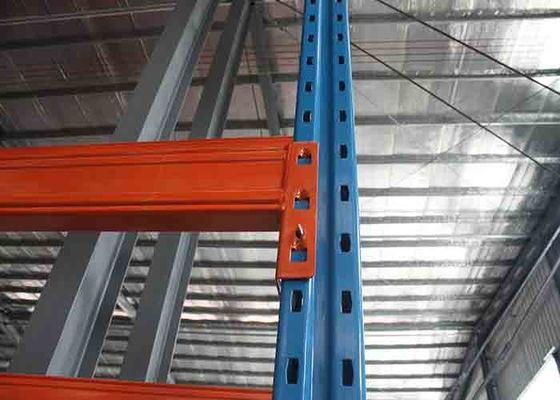 Scaffalature per pallet per magazzini forti su misura con rivestimento in maglia galvanizzata saldata