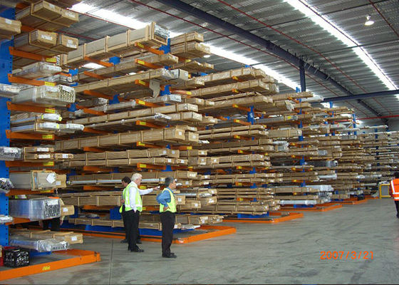 Produttore di scaffalature per pallet a cantilever metallici per il deposito di legname / legname / tubi / tubi