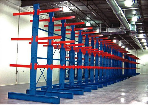 Q235B Scalature a cantilever a doppio lato in acciaio, scalatori per il deposito di legname a cantilever