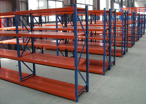 Sistemi di stoccaggio per pallet industriali di media capacità multi strati ad alta densità