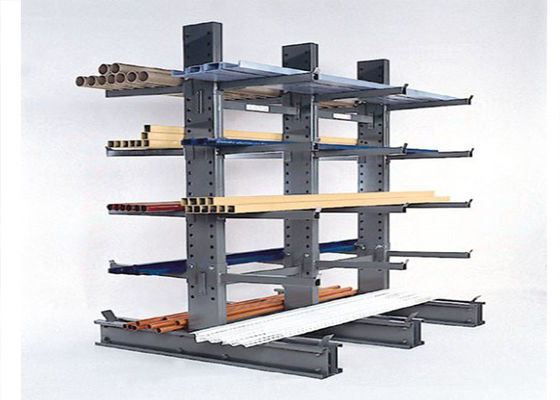 Sistema di scaffalatura per pallet a cantilever regolabile per tubi lunghi per magazzini industriali