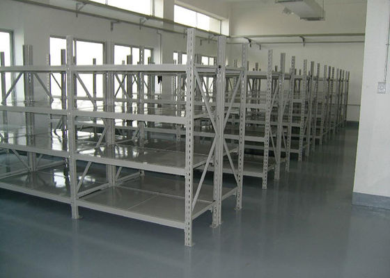 Sistema di scaffalature in acciaio a media portata, sistema di scaffalatura regolabile per magazzini