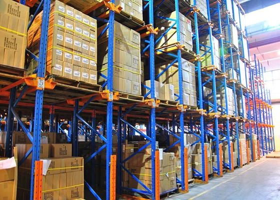 Acciaio Q235B Industrial Pallet Rack Ripiani, Drive Through Pallet Rack System