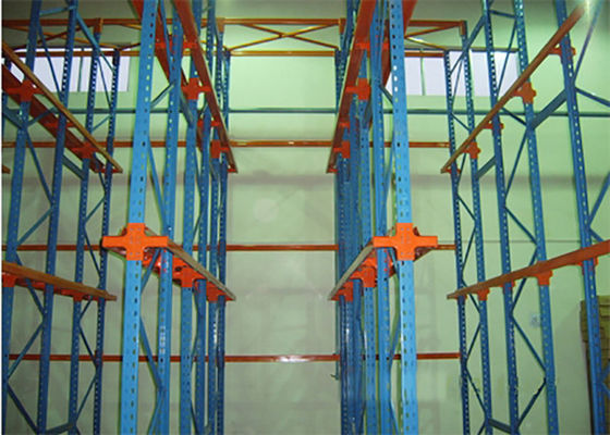 Dispositivi in acciaio Q345 personalizzati per scaffalature per pallet, scaffalature per magazzini pesanti