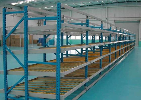 Rack di stoccaggio industriali in acciaio assemblati, sistemi di scaffalatura per pallet a flusso gravitazionale