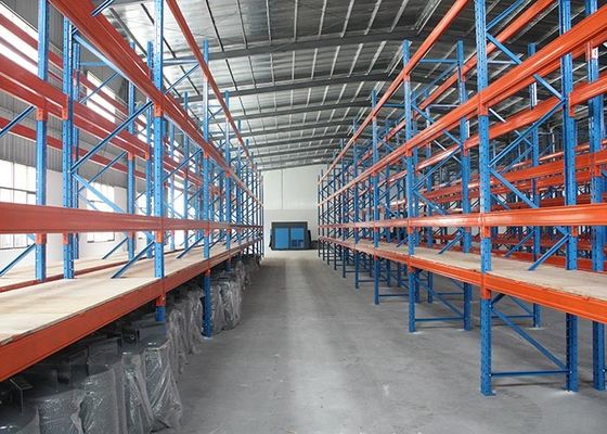 Rack di stoccaggio industriali in acciaio per magazzini di grandi dimensioni