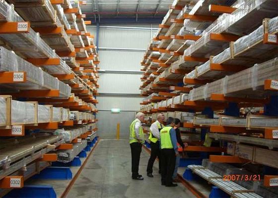 Produttore di scaffalature per pallet a cantilever metallici per il deposito di legname / legname / tubi / tubi