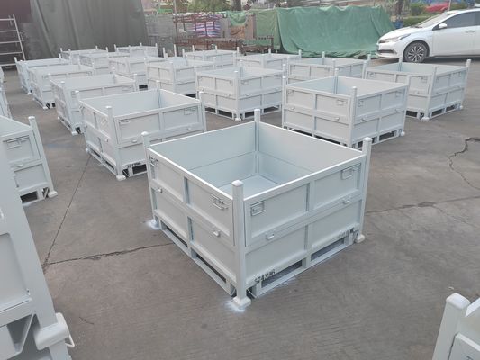 Rack industriali per la conservazione dei metalli per abbigliamento a rulli