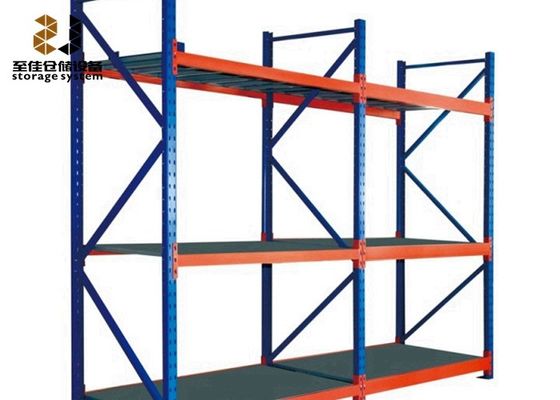 Sistemi di scaffalatura per magazzini industriali con rivestimento elettrico