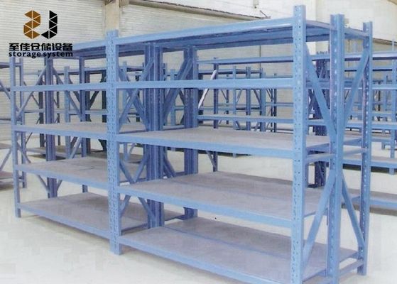 Sistemi di scaffalatura per magazzini industriali con rivestimento elettrico