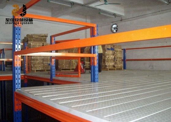 Pavimenti industriali di mezzanine resistenti / ripiani senza bulloni con rivetto 5 anni di garanzia
