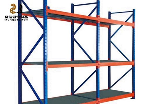 Scaffalature e scaffalature industriali su misura a più livelli per magazzini