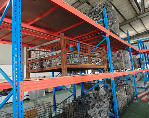 Rack di stoccaggio per pallet per magazzini di acciaio
