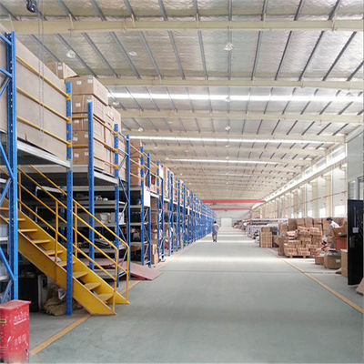 Rack di stoccaggio industriali per metallo personalizzati ad alta capacità di carico e soluzioni di stoccaggio durevoli